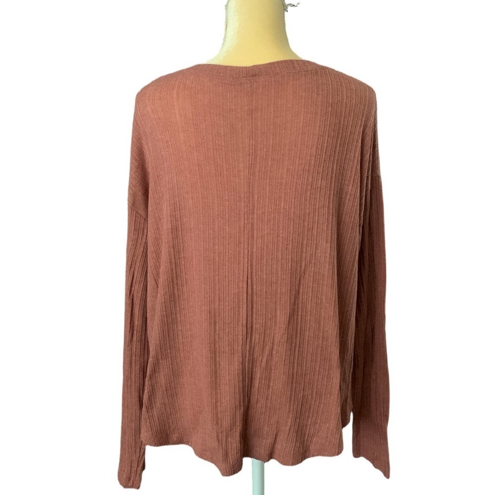 SO Women's Button Down Dusty Rose Long Sleeve Top - Picture 2 of 6
